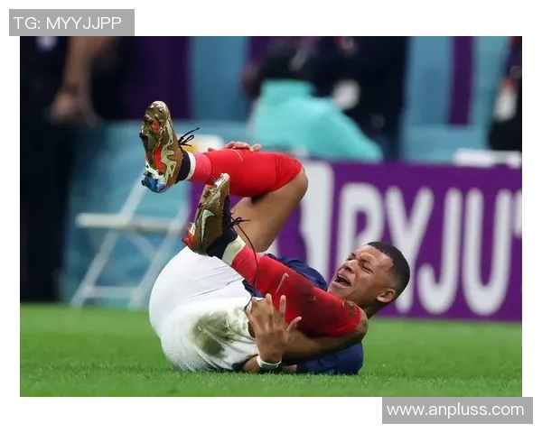 足球明星摔角精彩瞬间集锦视频观看体验分享